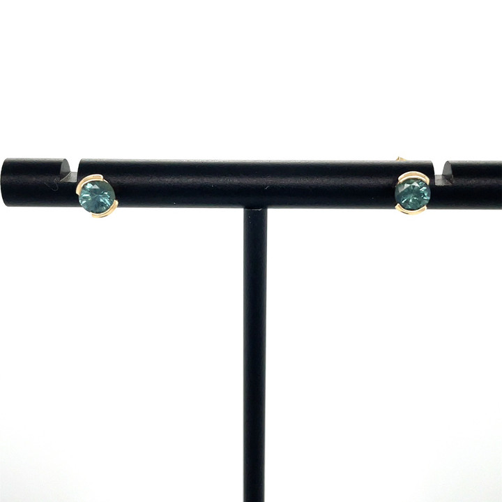 Montana Sapphire Studs