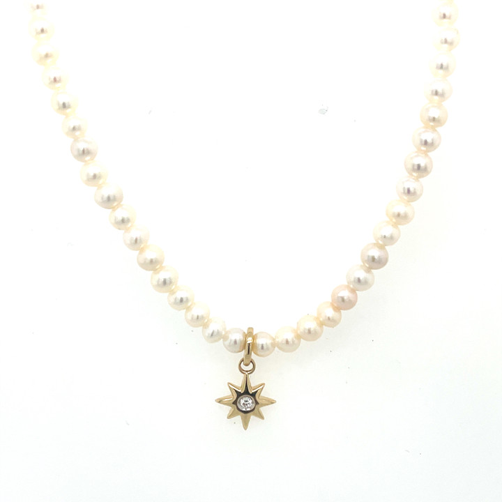 North Star Pendant X Pearl Strand