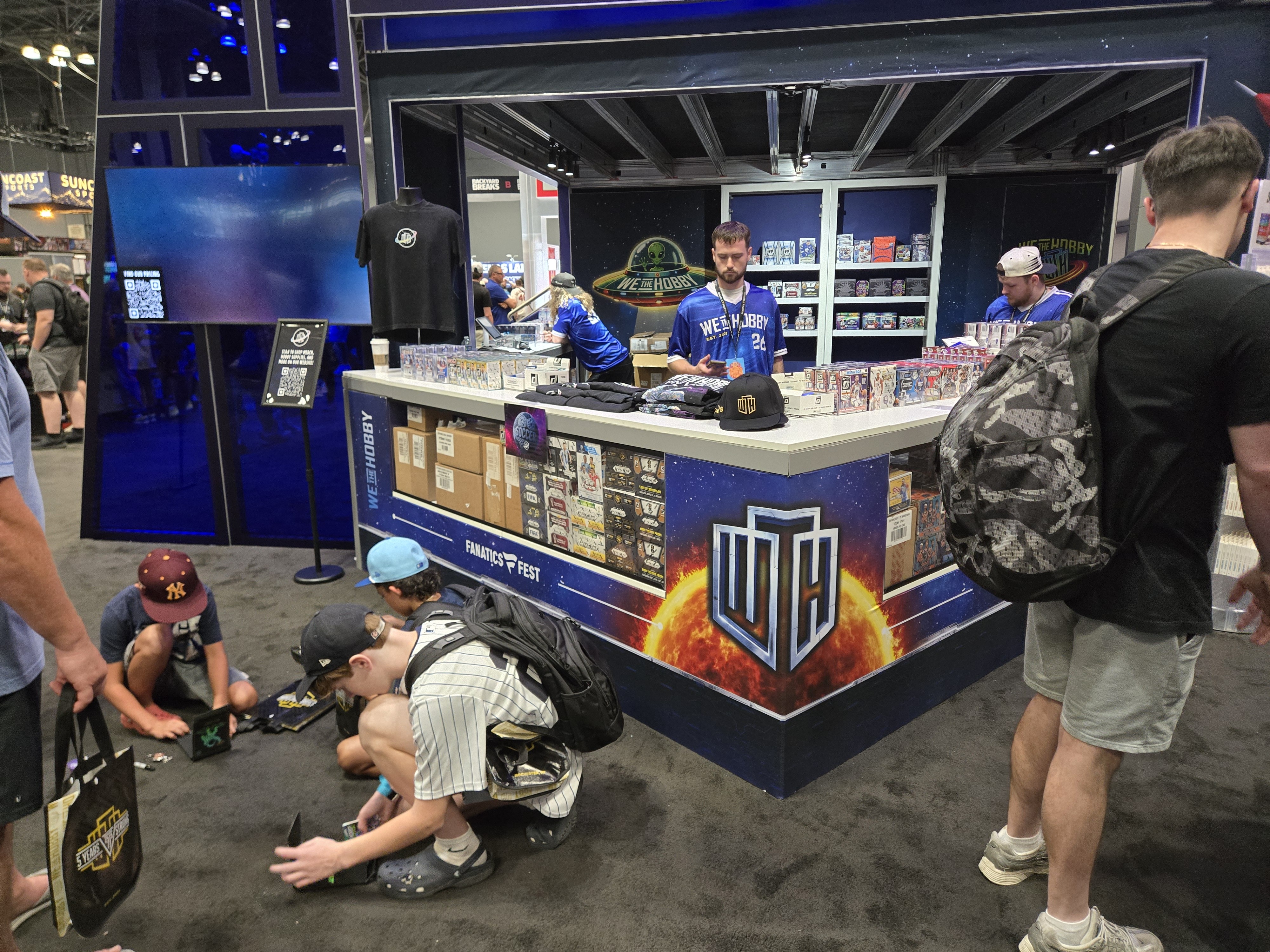 WeTheHobby double-decker trade show booth structure side view