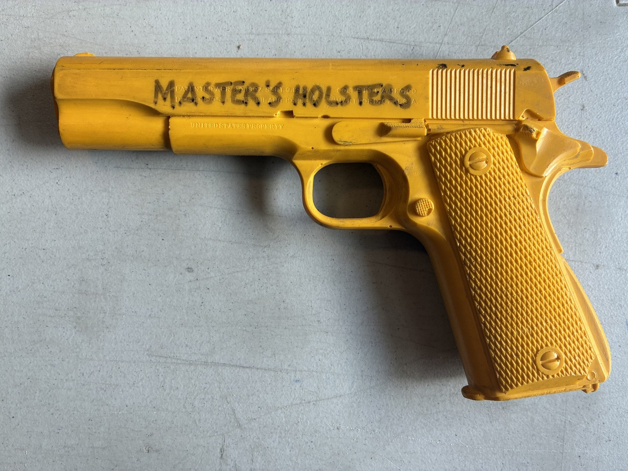 Colt 1911 5 YELLOW - USED 1