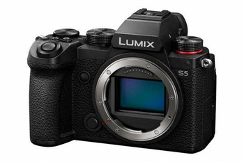 Panasonic DC-S5E-K Lumix S5 Milc Body 24.2 Mp DC-S5E-K