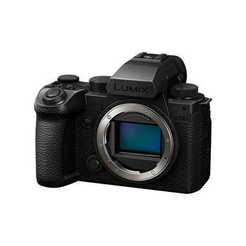 Panasonic DC-S5M2XE Lumix S5Iix Milc 24.2 Mp Cmos DC-S5M2XE