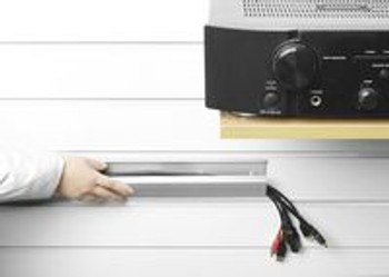 Vivolink VLWL110W Aluminum cable cover white. VLWL110W