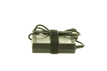 HP RP000108139 65-watt AC adapter for nc2400 RP000108139