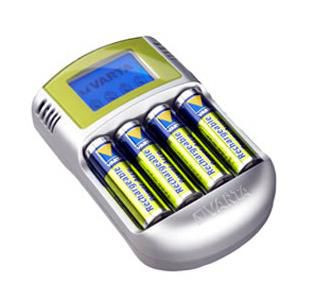 Varta 57070201401 Power Play LCD Charger+12V+USB 57070201401