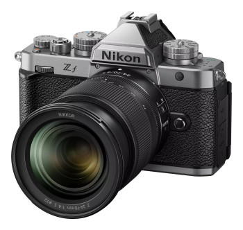 Nikon VOA123K002 Z F Sl + 24-70 Kit Milc 24.5 VOA123K002