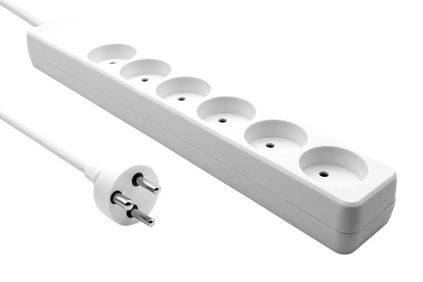 MicroConnect MC-GRU0610DKW Danish Power Strip 6-way MC-GRU0610DKW