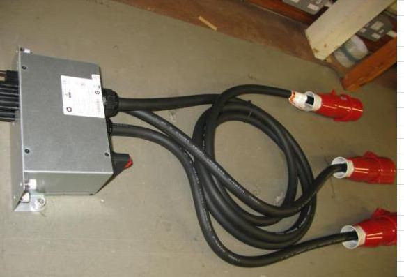 Hewlett Packard Enterprise 709383-001 32A 400V IL R18000DF 709383-001