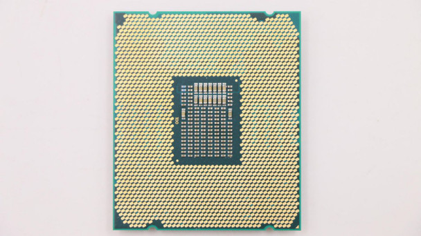 Lenovo 01AG204 Intel Xeon 6 Cores 3 6GHz 8 25 01AG204
