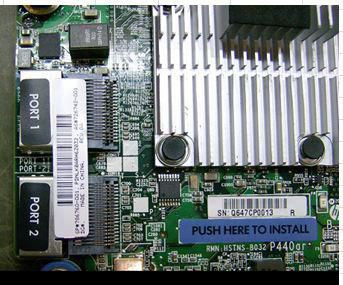Hewlett Packard Enterprise 786760-001 BD AROC P440AR SDR CNTRLR 786760-001