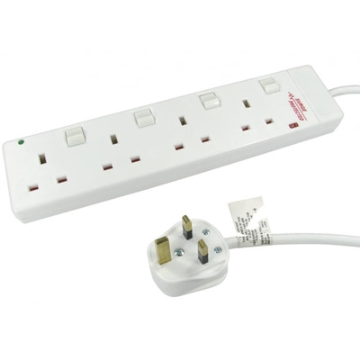 Target RB-02-4GANGSWD  Power Extension 2M 4  Ports Individually Switched Whi RB-02-4GANGSWD