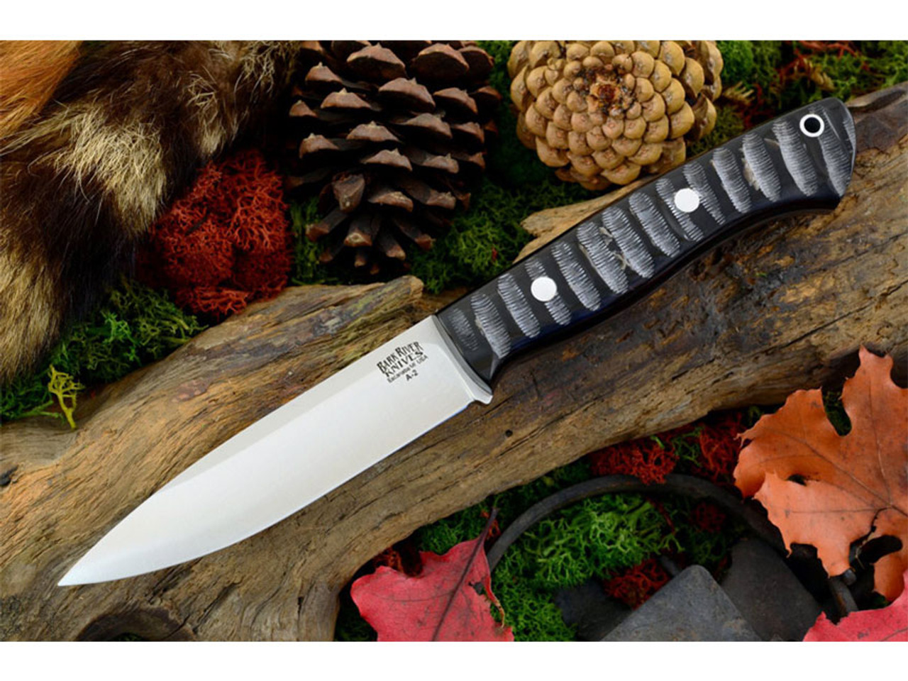 Bark River Knives: Aurora, A2 Steel, Fixed Blade Knife w/ Impala