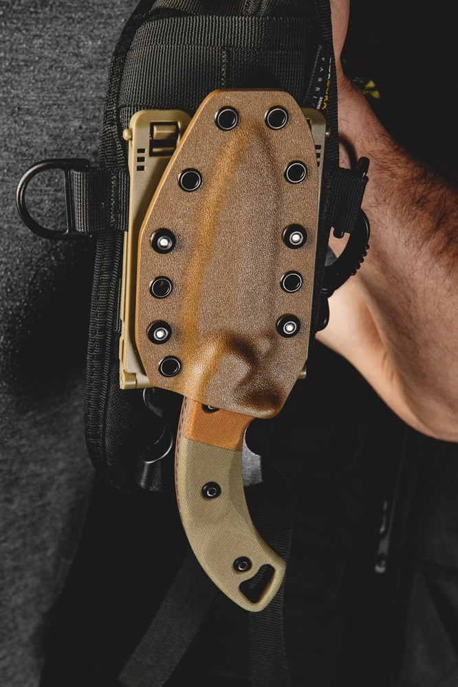 TOPS Knives Viking Tactics Crusader, VTAC02 Fixed Blade Knife w/ Tan