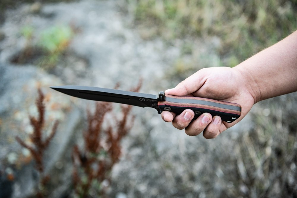 TOPS Operator 7 Blackout – Robustes Outdoor-Messer, 31,8 Cm Gesamtlänge