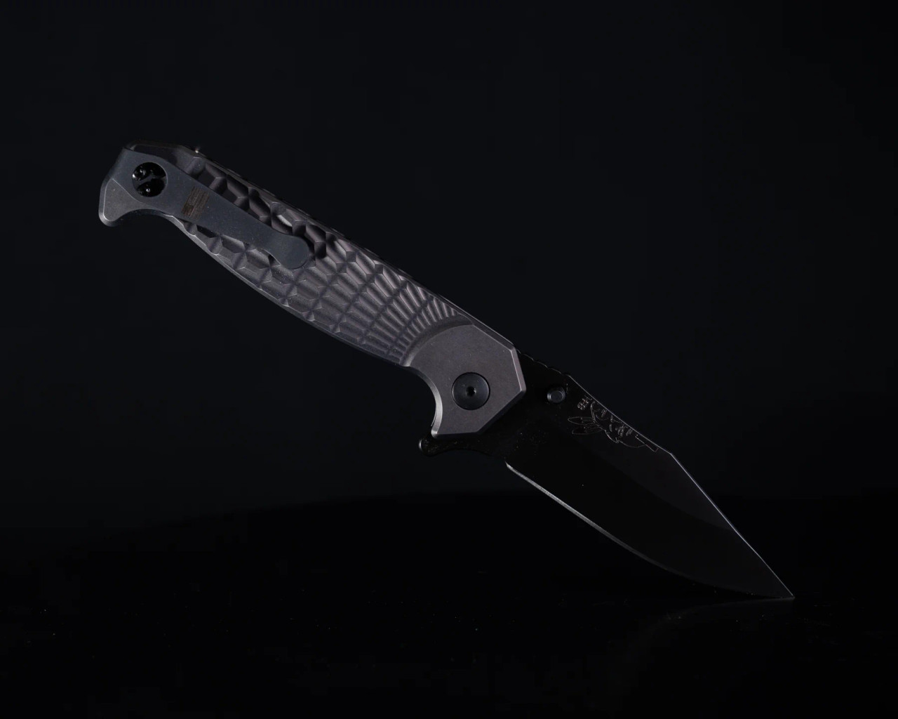 Half Face Blades - Crow Folder- Anodized Gray Handle, Black