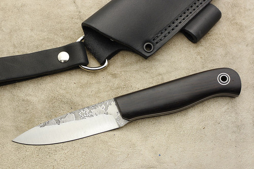 Fiddleback Forge, Andy Roy - KE Bushie - Blackwood- Tapered Tang - Black & White Liners - 17