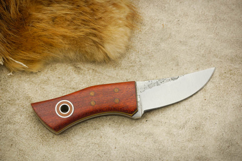 Fiddleback Forge, Andy Roy - Mosquito - Bloodwood - Flat Tang - Natural & Yellow Liners - 1