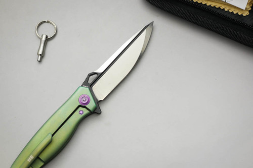 WE Knife Company 606CFB - Frame Lock - Green Titanium - Carbon Fiber Inserts
