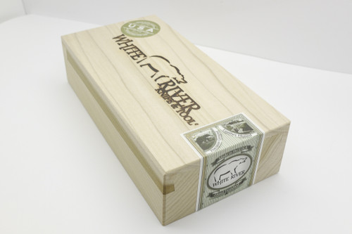 White River Knives Sendero Bush - Black Burlap Micarta Handle White River Knives Sendero Bush - Black Burlap Micarta Handle