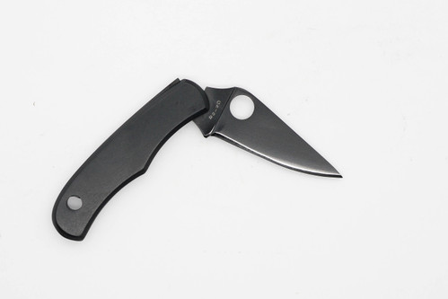 Spyderco BUG Stainless - C133BKP - Folding Knife - Black 3Cr13 Stainless Steel Blade - Black Oxide Stainless Steel Handle