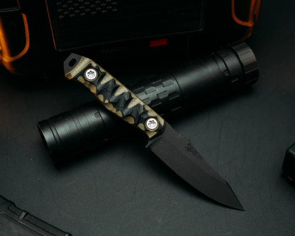Half Face Blades - Field Knife Jr - Black & OD Green G10, Armor Black Cerakote, Ti Torx Bolts, Chaos Grip Half Face Blades - Field Knife Jr - Black & OD Green G10, Armor Black Cerakote, Ti Torx Bolts, Chaos Grip