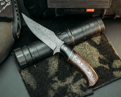 Half Face Blades - Tosahwi - Black G10, Black G10 and Aluminum Pin Striping, Orange Dark Matter Carbon, Copper Camo Carbon, Mosaic Pins, Smooth Grip Half Face Blades - Tosahwi - Black G10, Black G10 and Aluminum Pin Striping, Orange Dark Matter Carbon, Copper Camo Carbon, Mosaic Pins, Smooth Grip