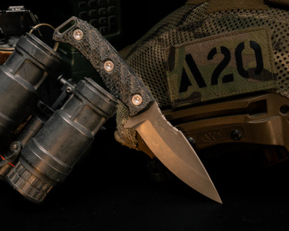 Half Face Blades - Ishi- Black Burlap Micarta, Ti Torx Bolts, Textured Grip Half Face Blades - Ishi- Black Burlap Micarta, Ti Torx Bolts, Textured Grip