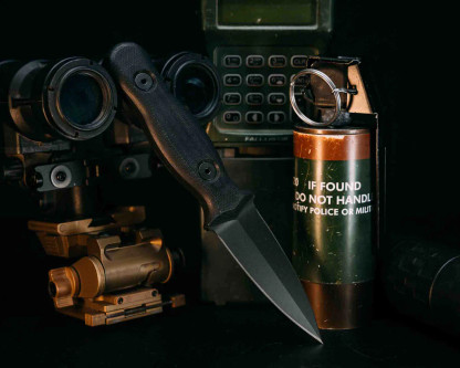 Half Face Blades - Pulse Checker - Black G10, Armor Black Cerakote, Allen Bolts, Smooth Grip Half Face Blades - Pulse Checker - Black G10, Armor Black Cerakote, Allen Bolts, Smooth Grip