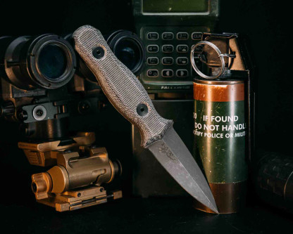 Half Face Blades - Pulse Checker - Black Canvas Micarta, Allen Bolts, Smooth Grip