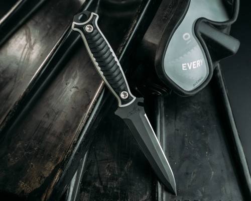 Half Face Blades - Dive Knife - Black and White G10, Armor Black Cerakote, Ti Torx Bolts, Iron Grip