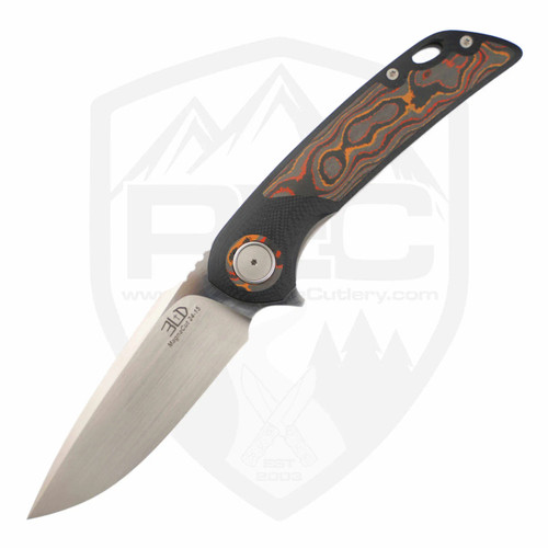 3LegDog Knives Custom W5 Midi Harpoon Island Dirt CamoCarbon and Black G10, Hand Satin MagnaCut - #24-15