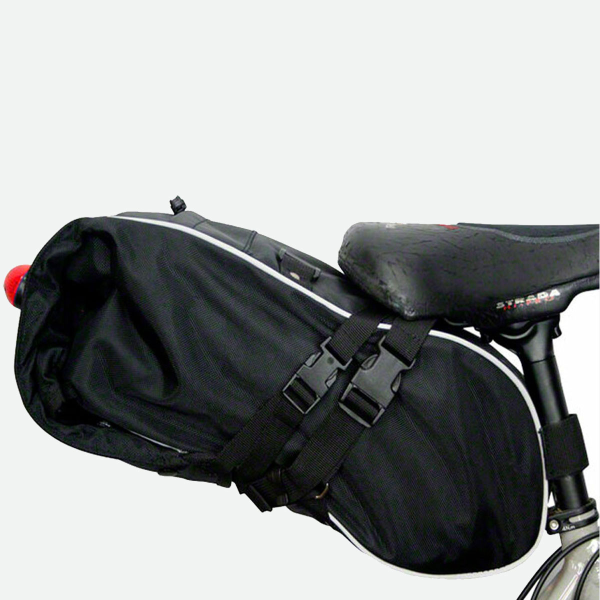 Banjo Bros Saddle Trunk on Bike Filled