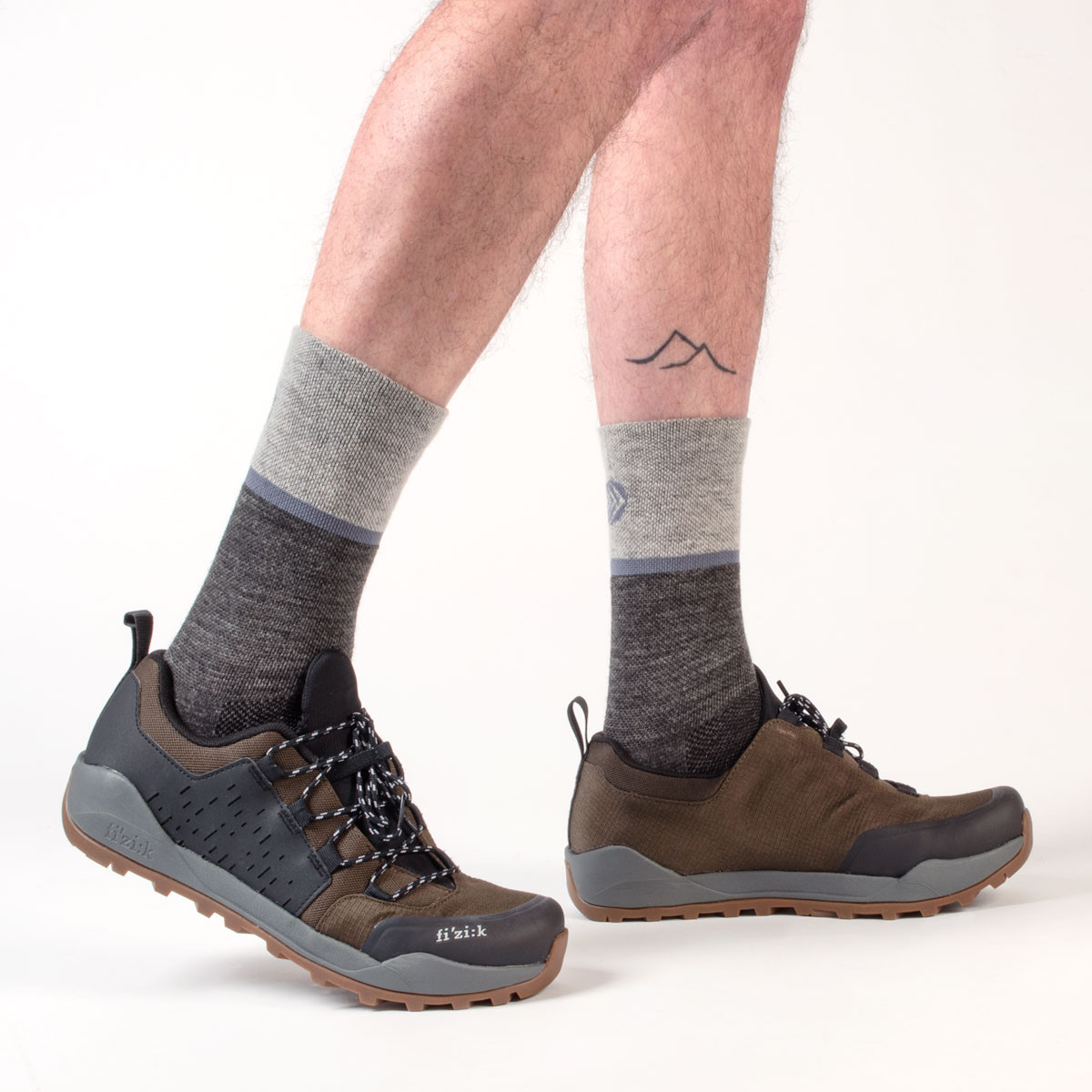 Merino Venture Socks - Grey - On model