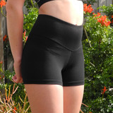 Women's Fit Short Inseam Unpadded Cycling Shorts Model