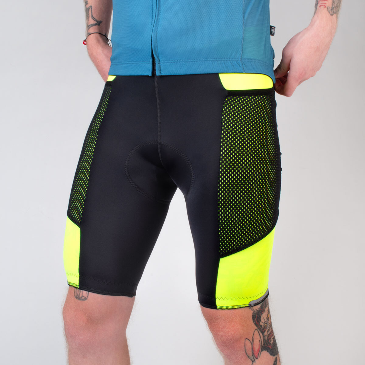 gel touring shorts on model