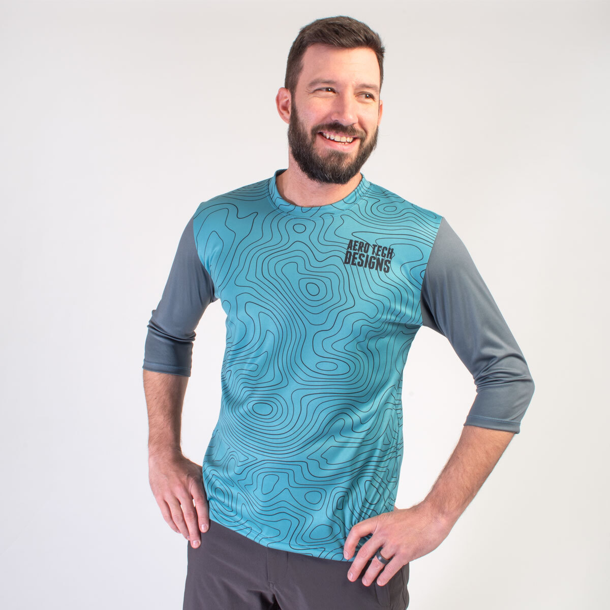 men's 3/4 sleeve mtb tee on model