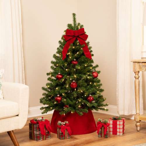 Pre-Lit Pendleton Spruce Full Artificial Christmas Tree - 4.5' - Clear Lights