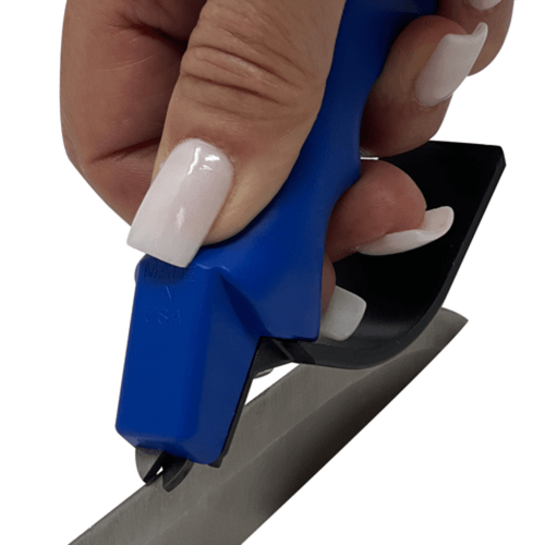 AccuSharp 1002C Sharpener Hand Held Diamond-Honed Carbide Sharpener, In Action View