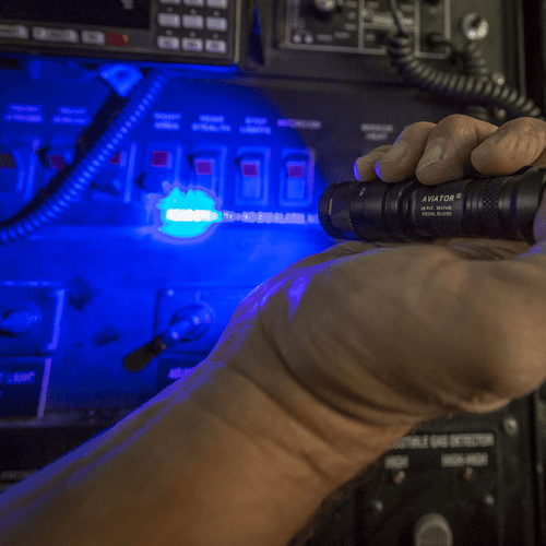 SureFire Aviator Flashlight, Outdoor View