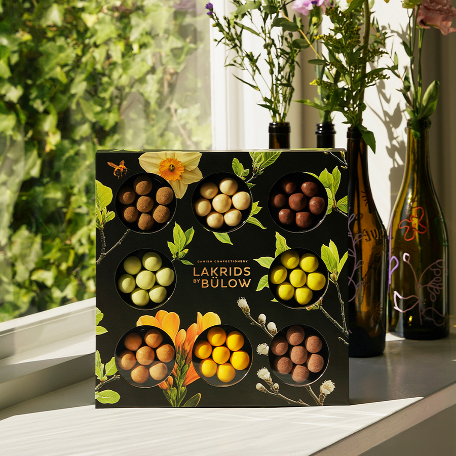 SPRING SELECTION BOX