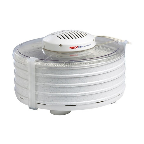Nesco® FD-37 Food Dehydrator With Clear Cover (65dcb5f7384438db0eee4e66_ud)