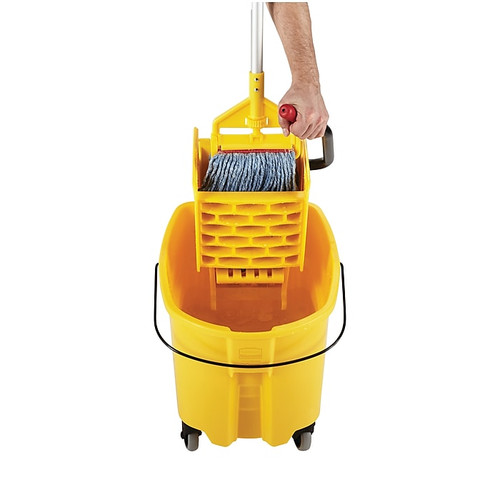 Rubbermaid WaveBrake® 2.0 Janitorial Side-Press Bucket and Wringer 35 Quart , Yellow (FG758088YEL)