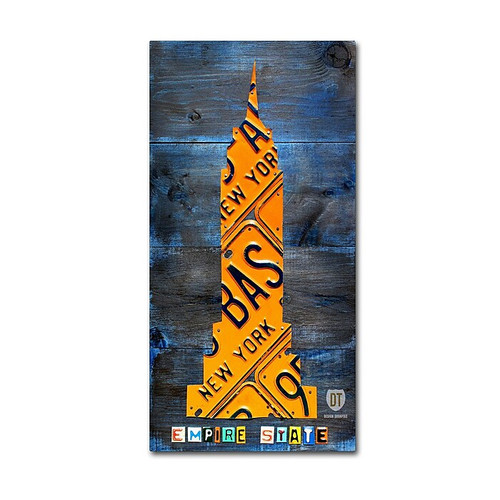 Trademark Fine Art ''Empire State Building'' by Design Turnpike 16" x 32" Canvas Art (ALI1248-C1632GG)