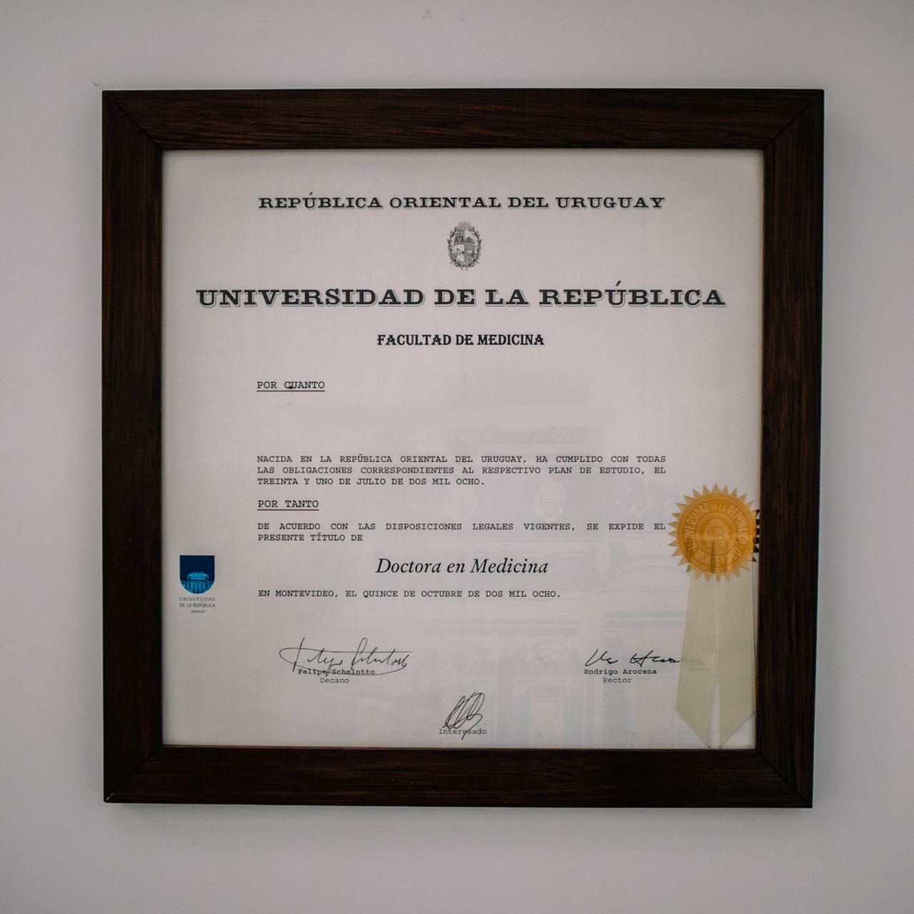 Enmarcado de títulos y diplomas