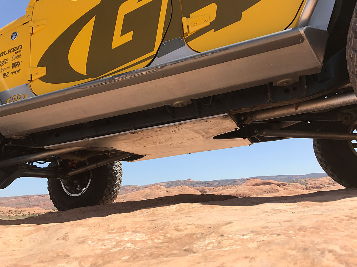 Jeep JKU Rash Guards for Aluminum Rocker Guards | GenRight Off Road