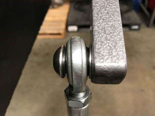 Example of the heim being used at the sway bar arm Example of the heim being used at the sway bar arm