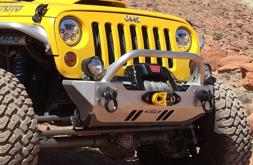 The same lights Tony runs on the GenRight built Terremoto JK. The same lights Tony runs on the GenRight built Terremoto JK.