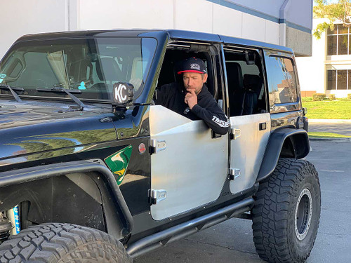 GenRight Aluminum half doors make it more comfortable to watch the front wheel GenRight Aluminum half doors make it more comfortable to watch the front wheel
