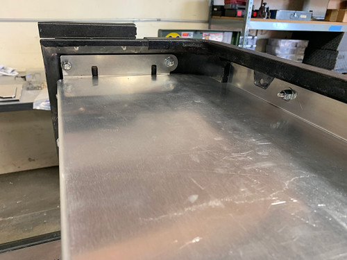 New fender wells use the corner guard bolts to hold them in place (no extra holes to be drilled) New fender wells use the corner guard bolts to hold them in place (no extra holes to be drilled)