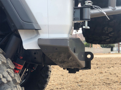 GR rear bumper wraps around the side to cover the pinch seam of the body. GR rear bumper wraps around the side to cover the pinch seam of the body.